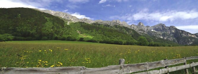 Action Tirol - Region Wipptal auf die Reise - Wunschliste! Finde die besten Sehenswürdigkeiten der Region Wipptal, Erlebnisse und gemütlichen Unterkünfte der Hotels in der Tiroler Region Wipptal. Lust bei einem Last Minute Urlaub, die Region Wipptal zu erkunden? Buche günstige Unterkünfte in der Region Wipptal mit herrlichen Blick auf die Berge. Region Wipptal Urlaub Angebote ob Hotel mit Halbpension, Unterkunft mit Frühstück oder flexibel & spontan bleiben und eine große Auswahl an Ferienhäuser - Ferienwohnungen in der Region Wipptal für den perfekten Urlaub vergleichen & buchen. Die Highlights finden, Tagesausflüge - Erlebnisse planen, die sich hervorragend eigenen zum Geschichten erzählen. Einen unvergesslichen Familienurlaub in der Region Wipptal in einer Ferienwohnung verbringen und dabei die besten Urlaubsangebote aller Orte in der Region Wipptal erhalten. Beliebte Orte für eine Urlaubsbuchung in der Region Wipptal: Gries am Brenner, Gschnitz, Matrei am Brenner, Mühlbachl, Navis, Obernberg am Brenner, Pfons, Schmirn, Stafflach, Steinach am Brenner, Trins und Vals